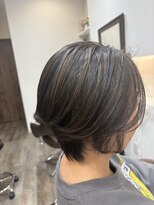 ハンナ(hanna)&nbsp;小顔ショート白髪ボカシ