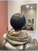 ショートボブ