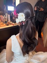 ファシー(faccie) ハーフアップ×生花