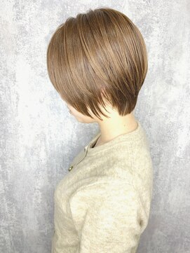 ジーナ 新宿(Zina) 【Zina　新宿】イメチェン毛先パーマ耳かけ×フォギーベージュ