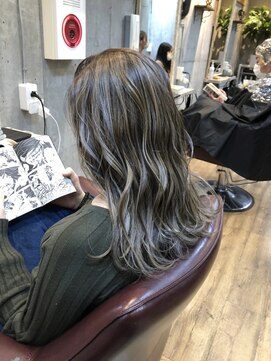 ロダット 横浜(LODAT by little) コントラストハイライト【LODAT横浜】