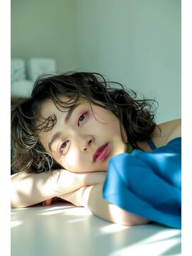 コハク(COHAKU) ラフミディパーマ