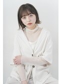 大人可愛い20代30代黒髪前下がり切りっぱなし外ハネボブ