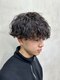 ダズルヘアーエイチ(DAZZLE hair H)の写真/メンズのトレンド《波巻きパーマ》柔らかい動きを出しつつ、無造作な印象でオシャレ髪に◎[メンズ/パーマ]