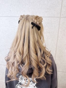 ゴート アミティ(G.O.A.T AMITY) ガーリースタイル/心斎橋/ヘアメ/セットサロン