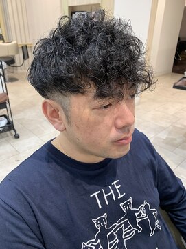 アッシュ 千歳烏山店(Ash) くせ毛を生かしたメンズツーブロックヘア