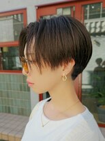 シャロン(SHARON)&nbsp;【SHARON原宿】束感ショート×絶壁解消刈り上げハンサムショート