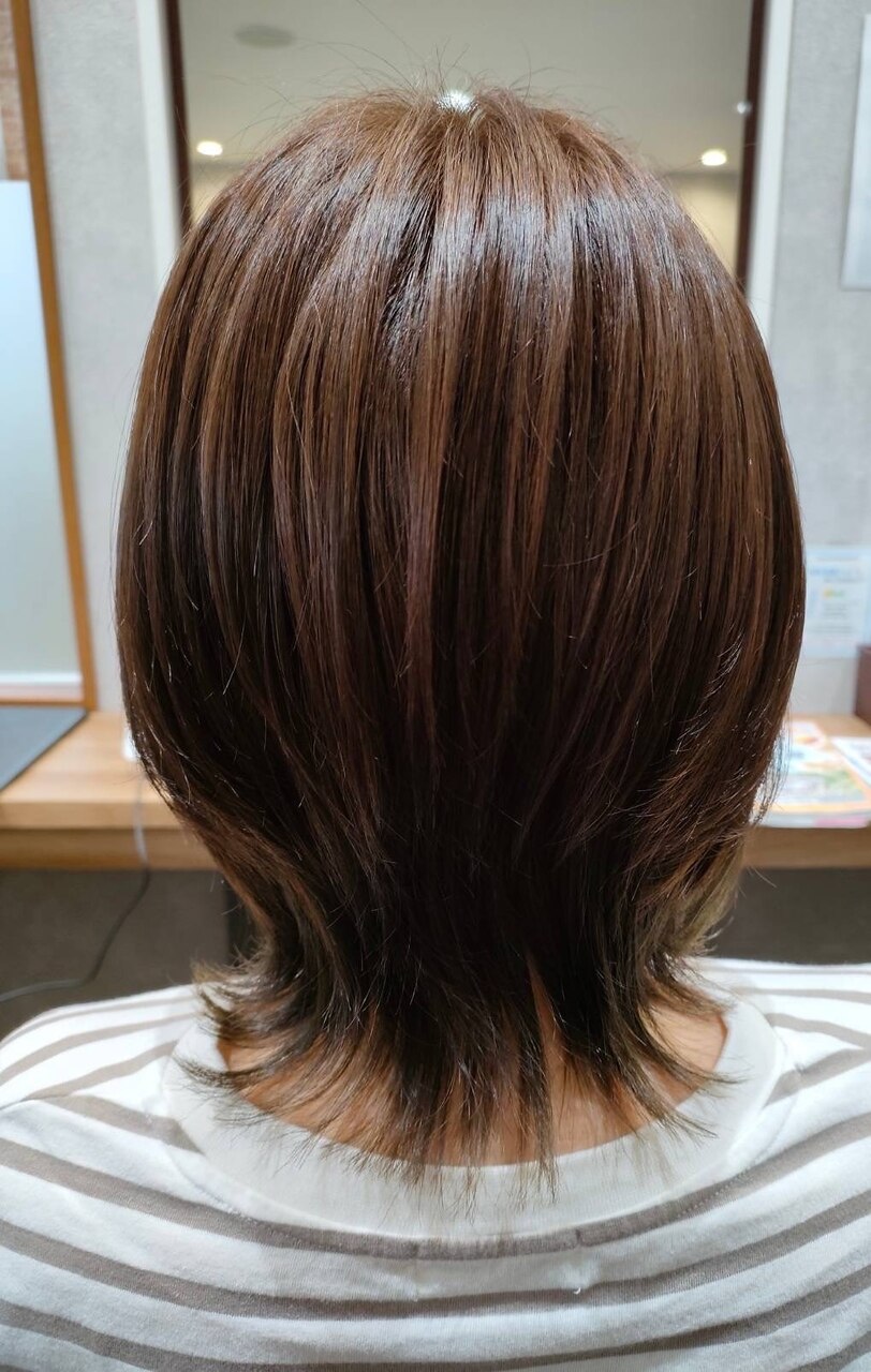 カット+ナシードグレイカラーリタッチ3cm以内＋Ａトリートメント￥5940