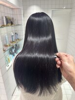 ロンドルーチェ 心斎橋(Lond luce)&nbsp;ダークアッシュ/ミディアムレイヤーカット［髪質改善/縮毛矯正］