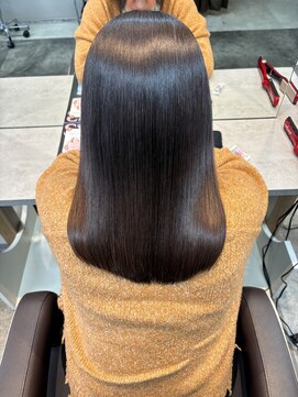 クオン(kuon) ストレートなのに、ダメージレス。素髪がもっと好きになる。