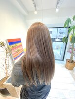 ニュート(Neut )&nbsp;隠しハイライト/ブラウンベージュ/ロング/艶感/名古屋