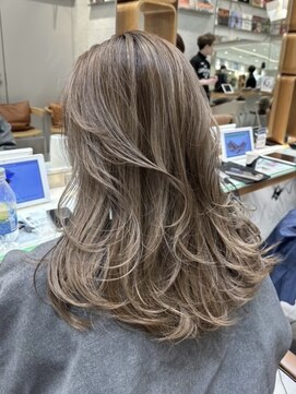 ピークアブー 原宿ハラカド(PEEK-A-BOO) グレージュハイライト