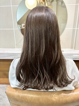 カサネ(KASANE) ロング オリーブ系 透明感カラー 長崎