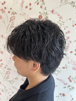 ティアラ(TIARA)の写真/髪質・骨格・クセを見極め、あなたに合ったカットをします◎再現性の高いスタイルで毎朝のセットも楽に！