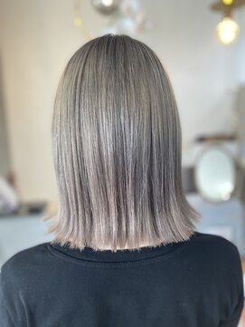 オーキッドヘア(Orchid hair) ブロンドカラー