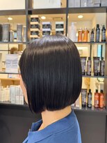 ジュイール(jouir)&nbsp;三鷹白髪ぼかしハイライトショートボブウルフショートカット韓国