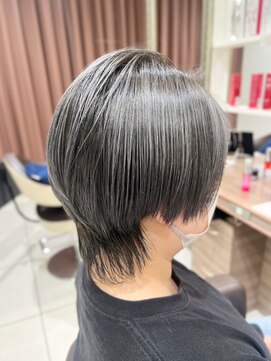 アッシュ 鶴ヶ峰2号店(Ash) ハンサムウルフ