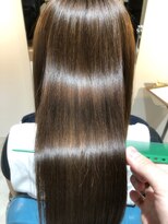 リラエ(Lyrae)&nbsp;Lyrae 酸性ストレート縮毛矯正+Lyraeオリジナルトリートメント