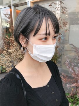 リムヘアーズボウグループ(Rim hairs BEAU group) マッシュショート×ブリーチ１回グレージュ【お客様スナップ】