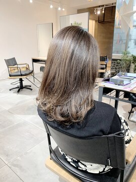 美容室 ツリー(Tree) ノンブローでおさまる大人スタイル『Tree hairsalon 』本厚木