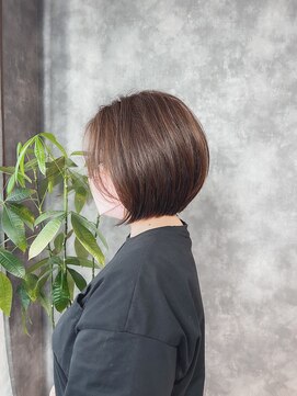 プロム(plom) 【佐藤担当】柔らかストレートボブ