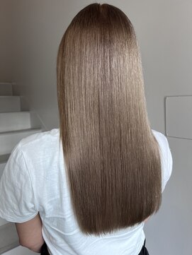 テテ(TETE) ミルクティーグレージュ 心斎橋×長堀橋