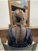 タイトめ個性派ツインテールのヘアセット
