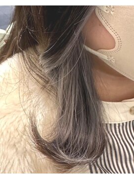 ヒサ(hisa) 「RYOKO」 30代～40代   フェアリーボブ×インナーシルバー