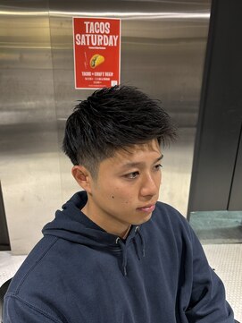 フランクスバーバーザスタンド(Frank’s barber the stand) メンズツーブロックパーマリップスマッシュ束感ショートF