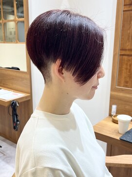 スナッグ(Snug.) 【Snug.銀座】30代40代◎刈り上げ前下がりハンサムショート