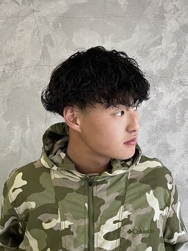 ウシワカマルイースト(ushiwakamaru East) 波巻きパーマ