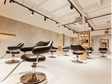 ヒカリスヘアー 吹田店