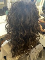 マーズ(Hair&Make Mars+)&nbsp;盛り髪ハーフポニー