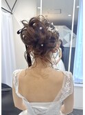 ウェディングヘアメイク