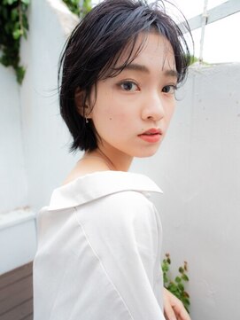 ヘアー＆メイク ルナルナ 明和店　HAIR＆MAKE LUNA LUNA 切りっぱなしショートボブ