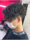 センターパート波巻きパーマスパイラルパーマツイストスパイラル