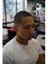 タイト スワッグ バーバーワークス(TIGHT SWAG BARBERWORKS)&nbsp;BUZZスキンフェード×イージーパーマ