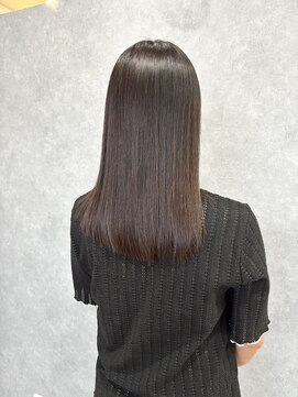 憧れのサラサラストレートヘア