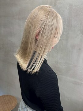 アンバー(UMBER) 京都西院/ベージュカラー ブリーチ 髪質改善 ダブルカラー