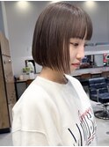ミニボブ　ダブルカラー　透明感カラー　グレージュカラー