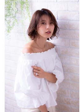 ヘアーアートシフォン 池袋西口店(Hair art chiffon) 大人かわいいエッジショートインナーカラーセンシュアルショート