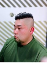 バーバーバー 都賀(BARBER-BAR)&nbsp;BARBER-BAR流カーリーモヒカンパーマ