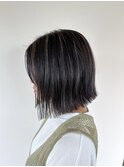 外ハネ ぱつっとボブ グレーハイライト 外国人風ハイライト
