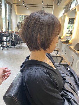 サロンドミルク 新百合ヶ丘店(salon de MiLK) 白髪ぼかしベージュ［新百合ヶ丘/ハイライト/白髪染め］