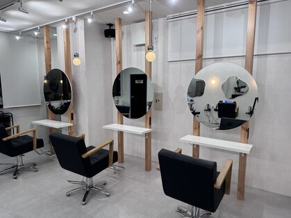 アグ ヘアー ニコラ 本八幡店(Agu hair Nicola)の写真