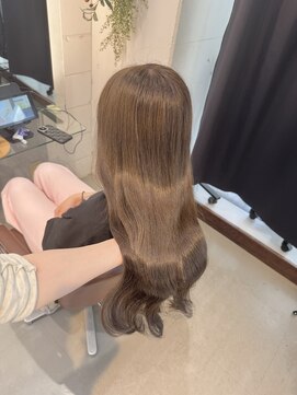 ヘアーメイクチック(HAIR MAKE CHiC) オリーブベージュ