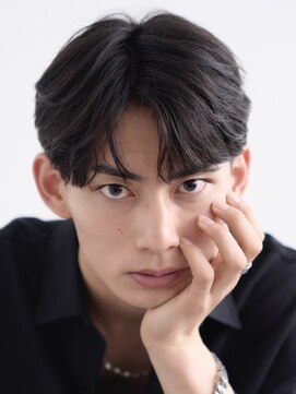 レタッチバイフィフス(RETOUCH by fifth) 原宿毛流れヘアセンターパートニュアンスパーマ30代男性色気ヘア