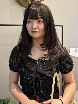 ニール(niil) 【REINA】ザクザクロングレイヤーカット 海外風/外国人風