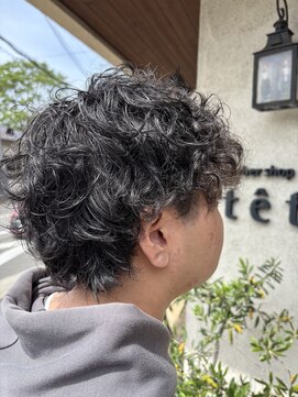 バーバーショップテト(barber shop tete) ナチュラルウルフ×スパイラルパーマ