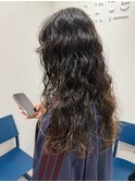 細かめパーマロング arteHAIR 平島
